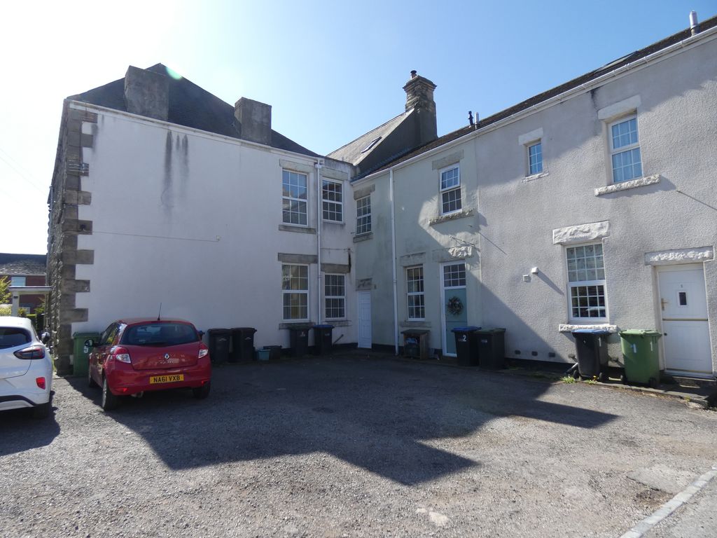 Rear- click for photo gallery